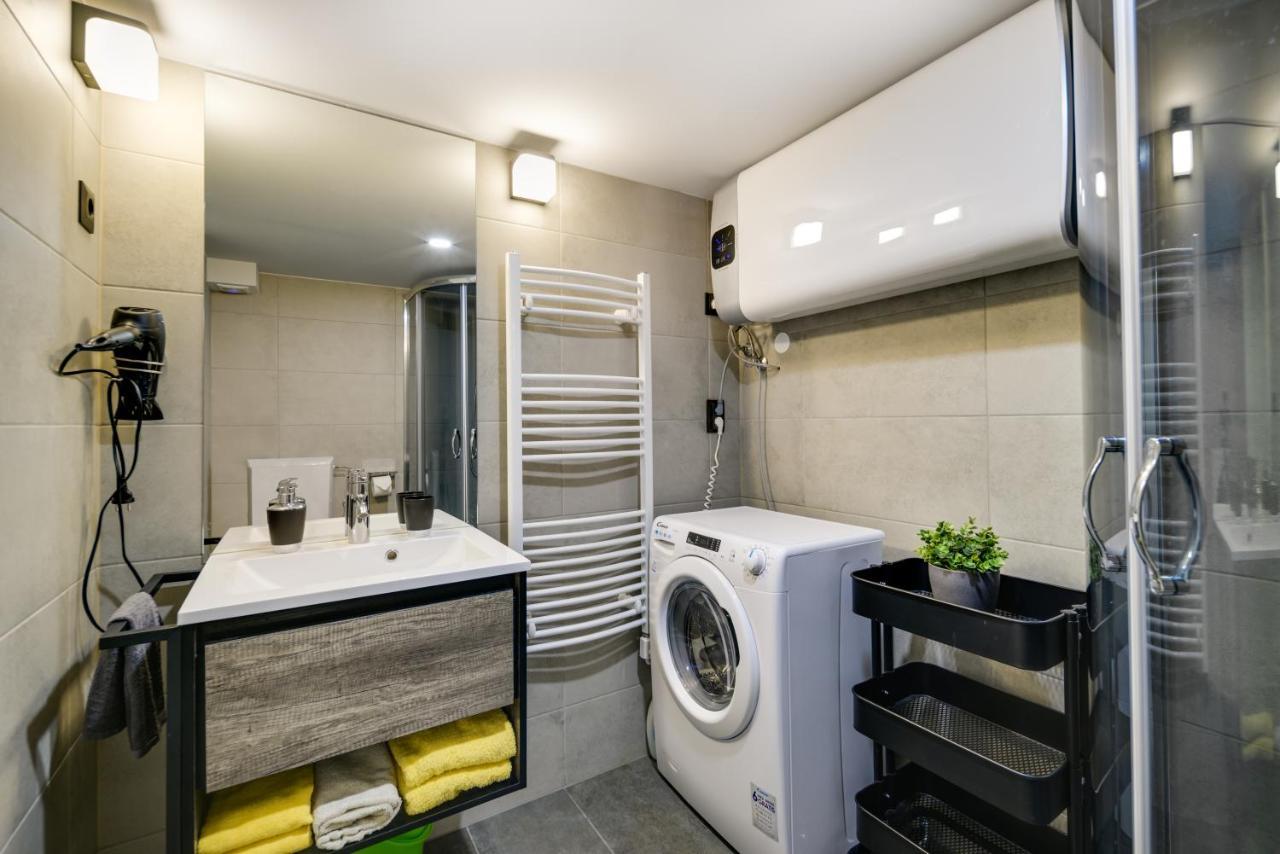 Luxury In The Center With Parking Apartmán *