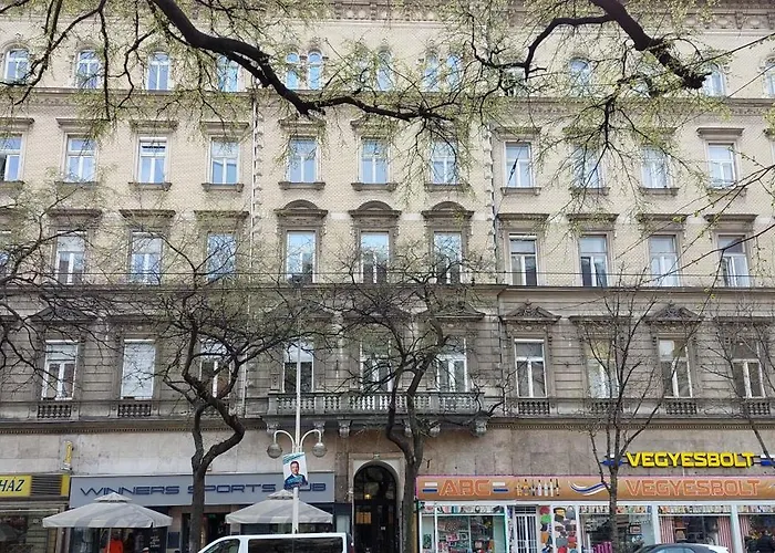 Luxury Apartment In The City Center With Parking