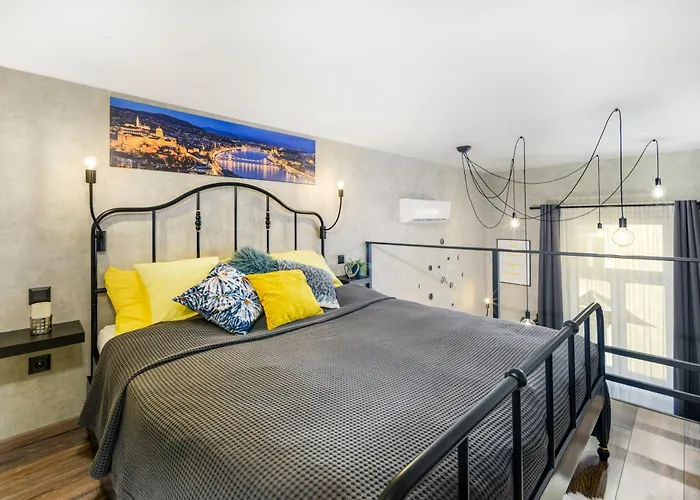 Luxury Apartment In The City Center With Parking